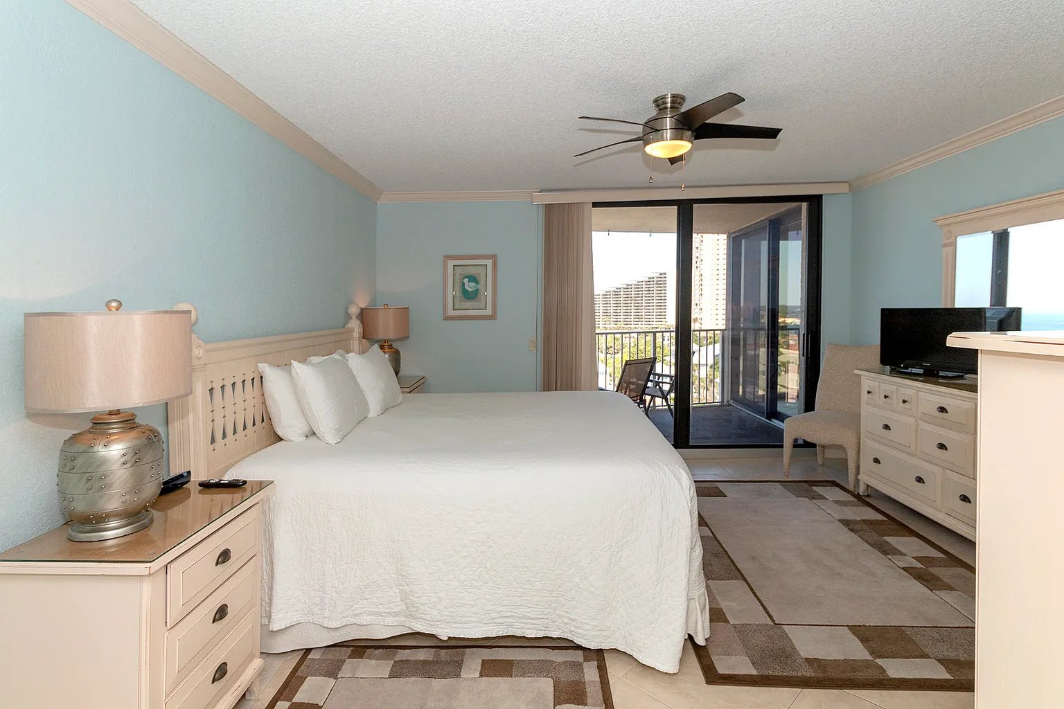 Double Condo 483
